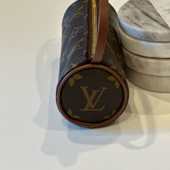 Louis Vuitton Mini Papillon - Picture 3 of 8